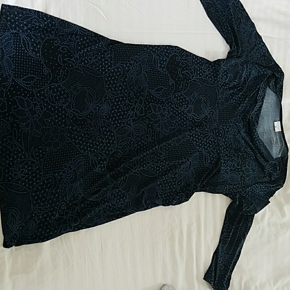 Maternity scoop neck dress size L